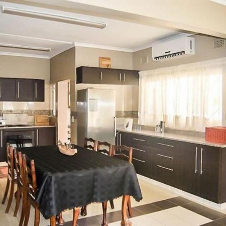 Goodwillmanor Bed and Breakfast Durban Exteriör bild